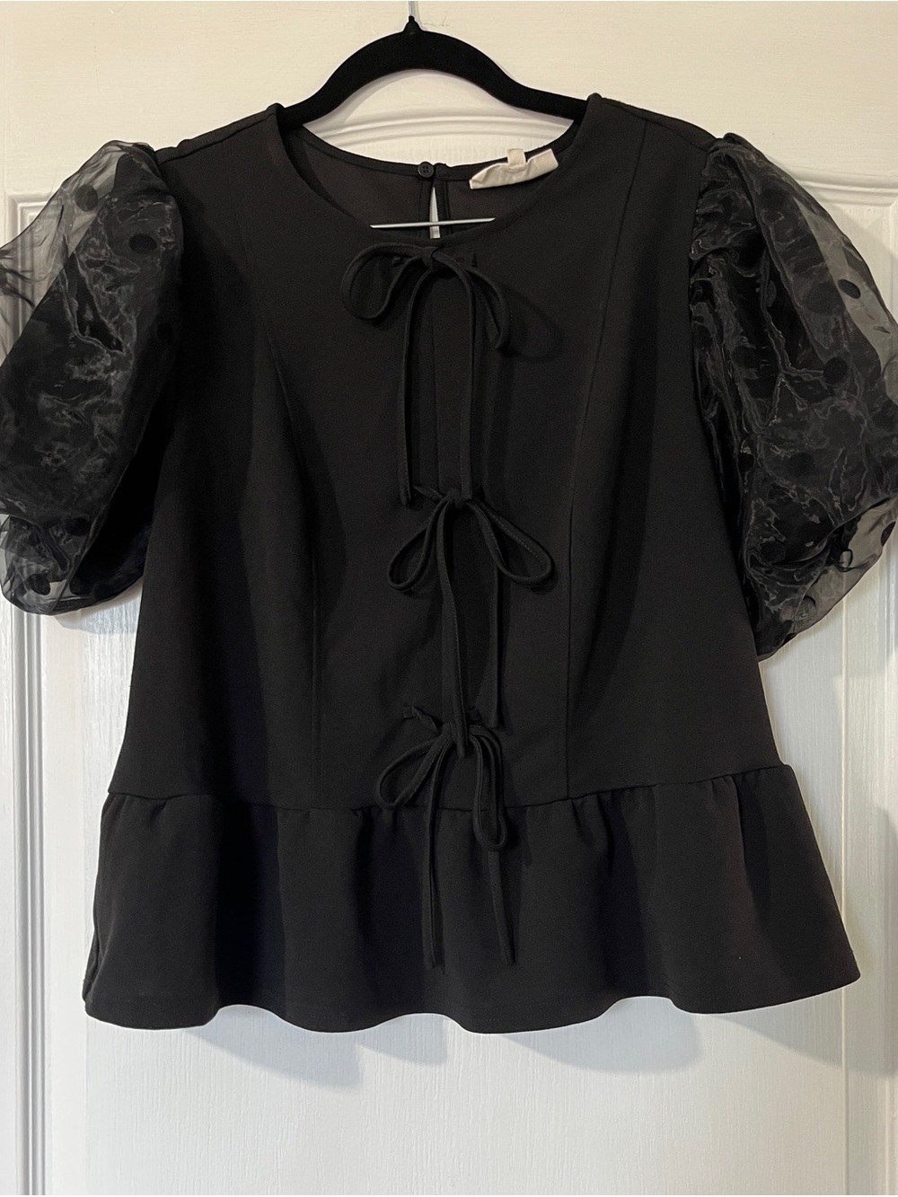MELLODAY Black Puff Sleeve Peplum Blouse